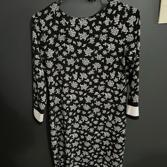 Michael Kors Shift Black Dress White Floral Print Size Small - Picture 5 of 13